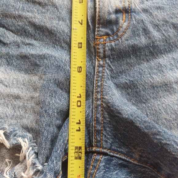 Universal Thread Highest Rise Shortie Denim Short Size 4 - Picture 7 of 7